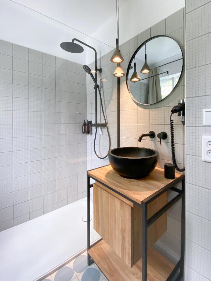 Steiner - In - Out Apartment *